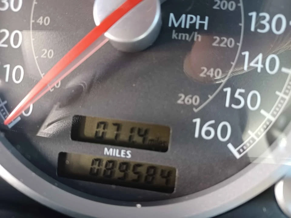 2006 Chrysler Crossfire - Image 14 of 14