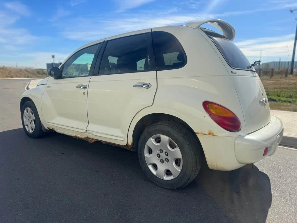 2006 Chrysler PT Cruiser - Image 2 of 14