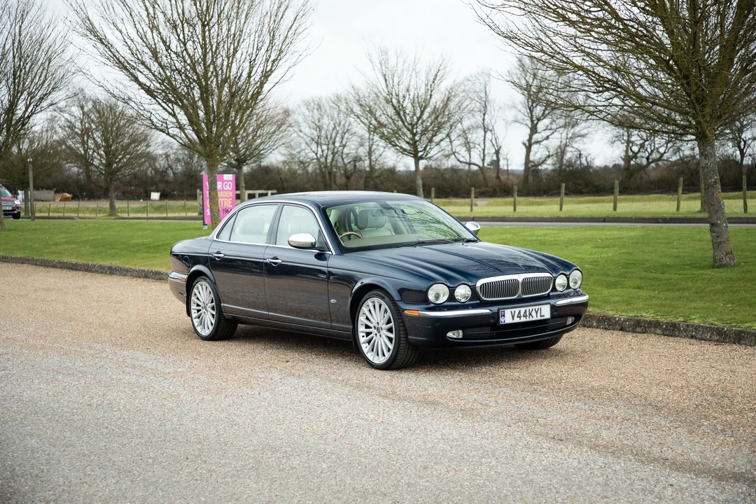 2006 Daimler - Image 4 of 31