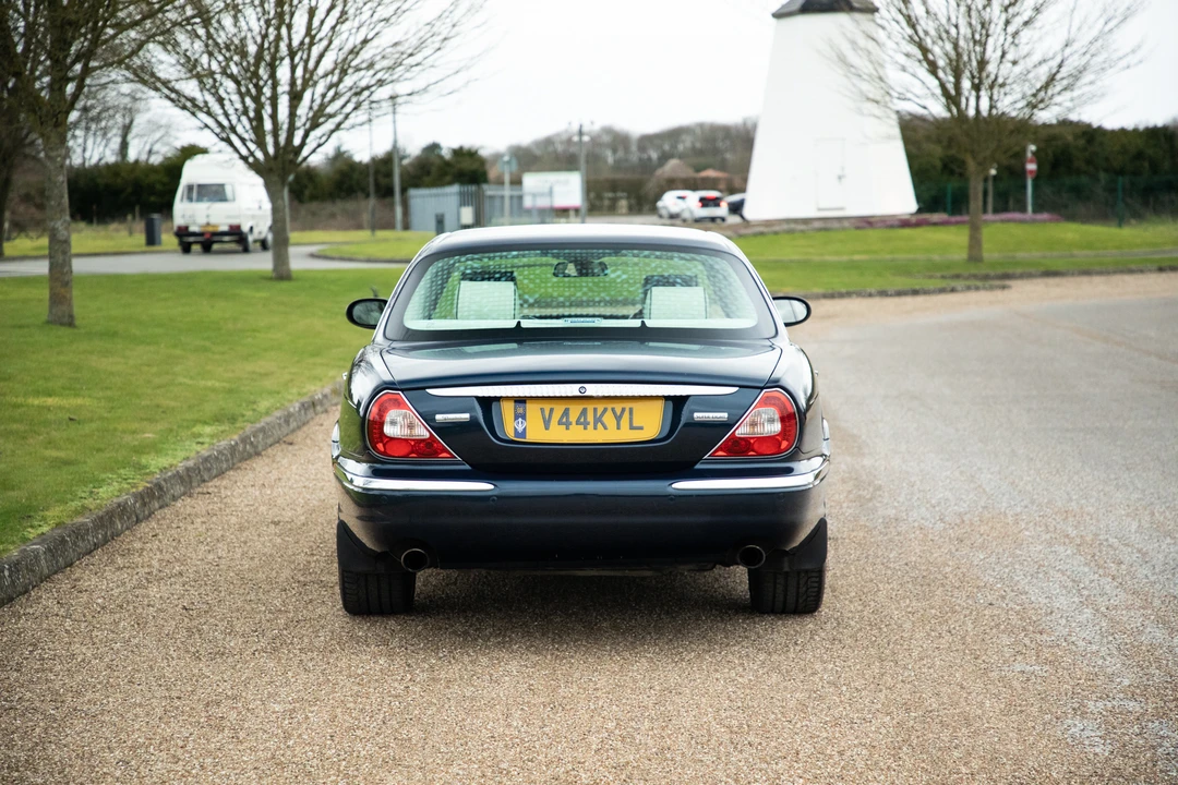 2006 Daimler - Image 7 of 31