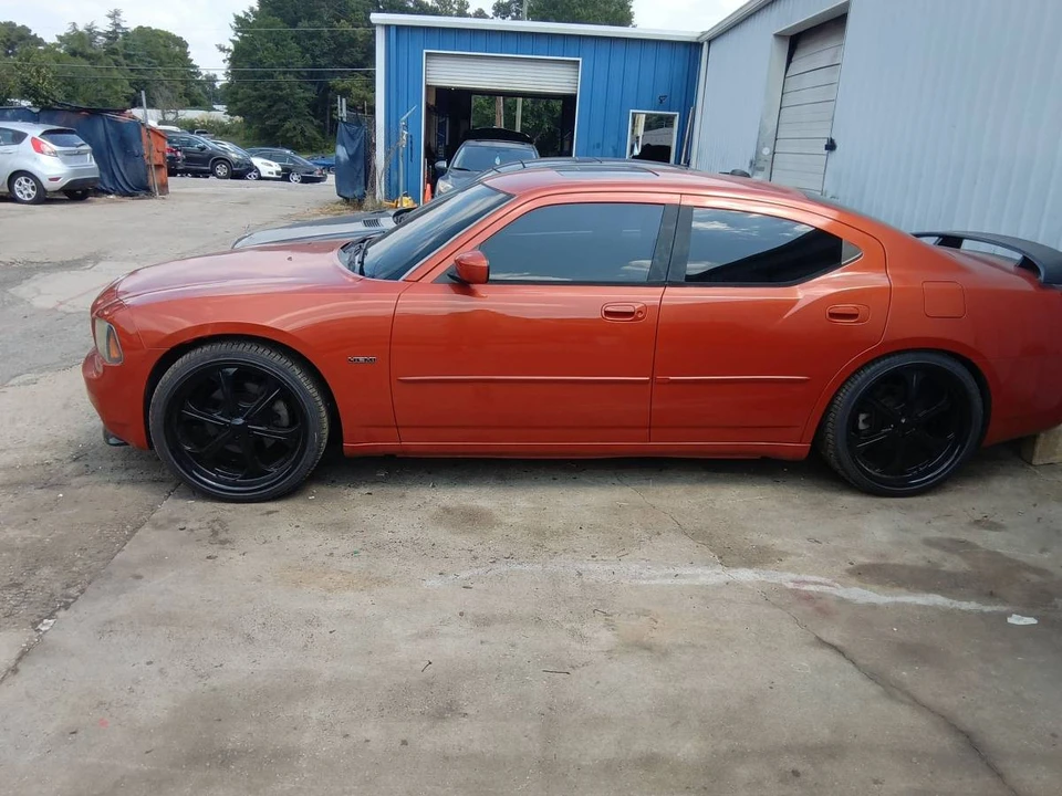 2006 Dodge Charger 6th Gen - Image 7 of 11