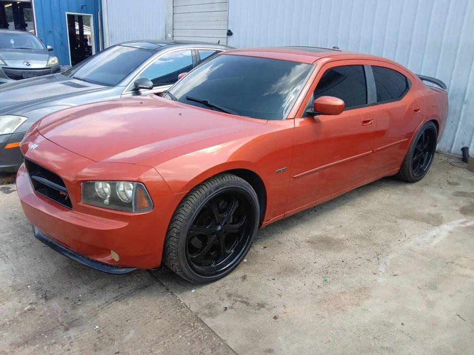 2006 Dodge Charger 6th Gen - Image 8 of 11