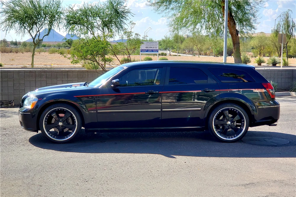2006 Dodge Magnum 2nd Gen Wagon - Image 5 of 5