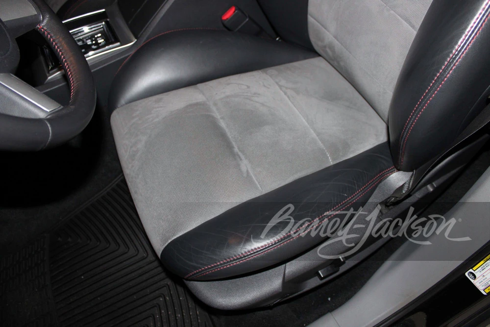 2006 Dodge Magnum SRT8 2nd Gen - Image 9 of 26