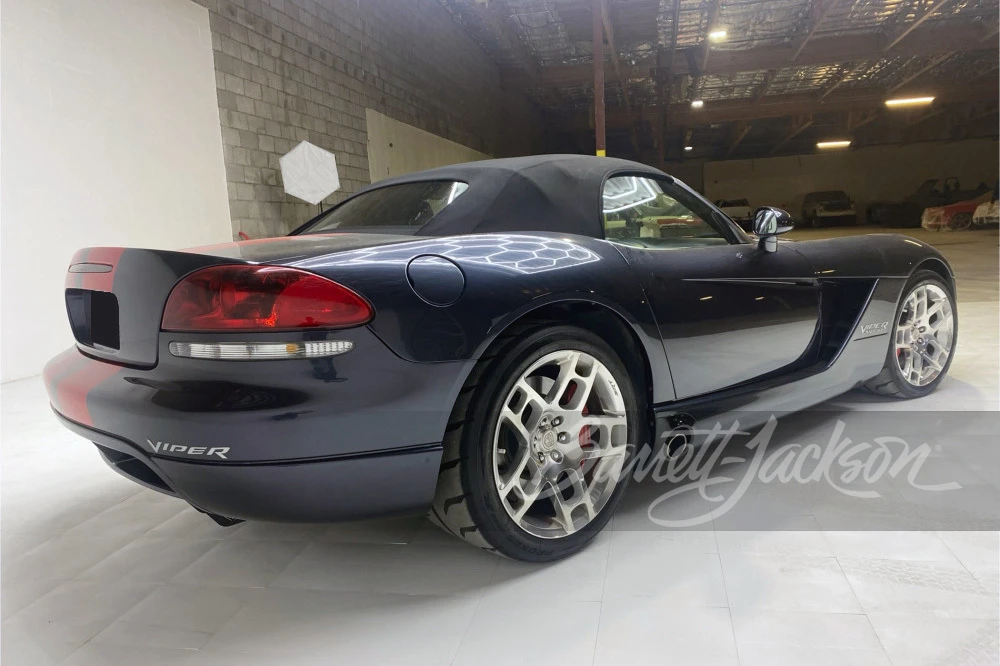 2006 Dodge Viper 3rd Gen - Image 2 of 10