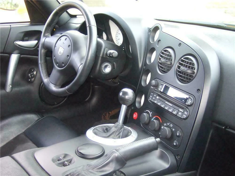 2006 Dodge Viper 3rd Gen - Image 3 of 4