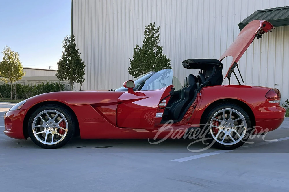 2006 Dodge Viper 3rd Gen - Image 10 of 16