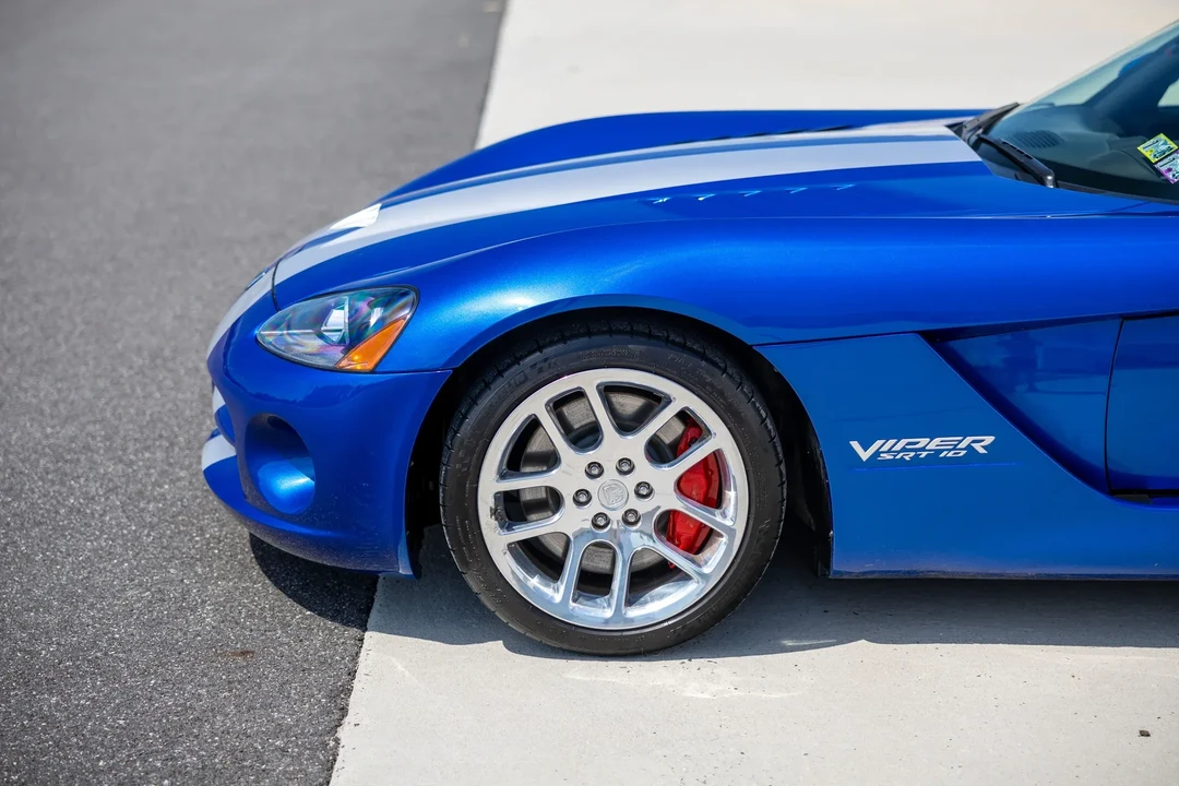 2006 Dodge Viper 3rd Gen - Image 14 of 31