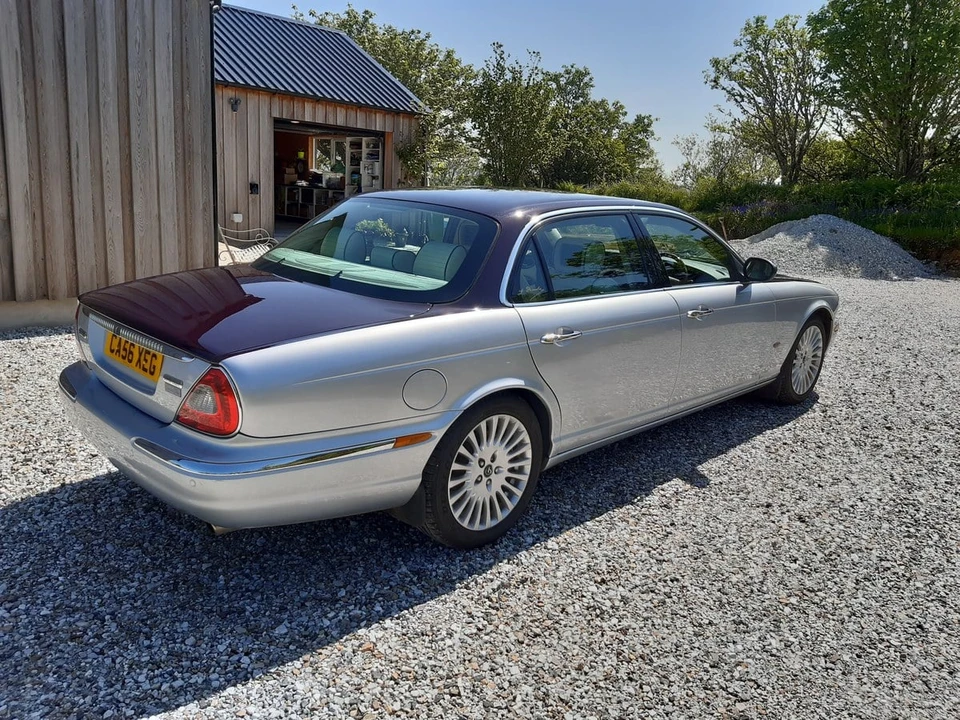 2006 Daimler - Image 4 of 30