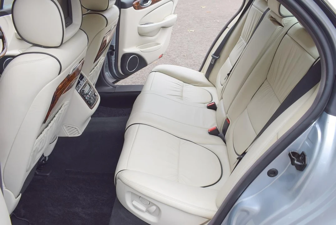 2006 Daimler - Image 30 of 30