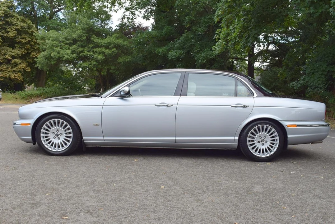 2006 Daimler - Image 16 of 30