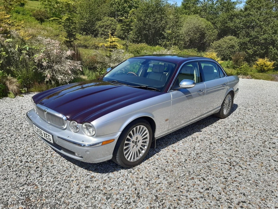 2006 Daimler - Image 2 of 30