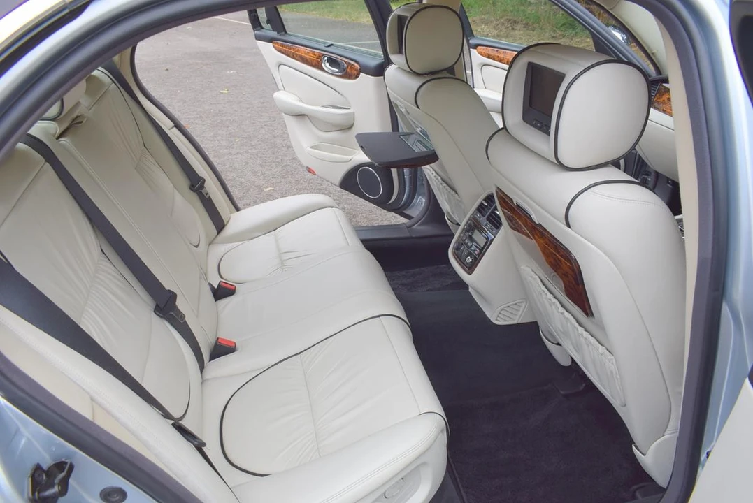 2006 Daimler - Image 20 of 30