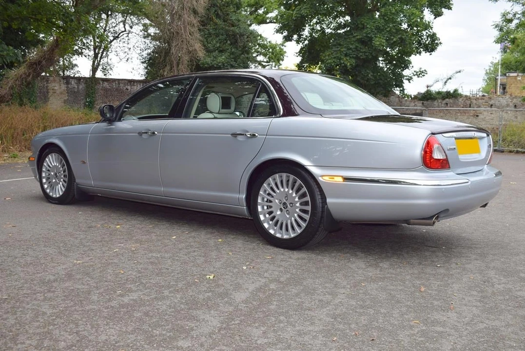 2006 Daimler - Image 14 of 30