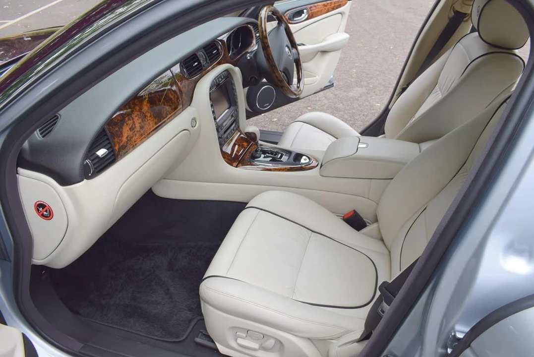 2006 Daimler - Image 24 of 30