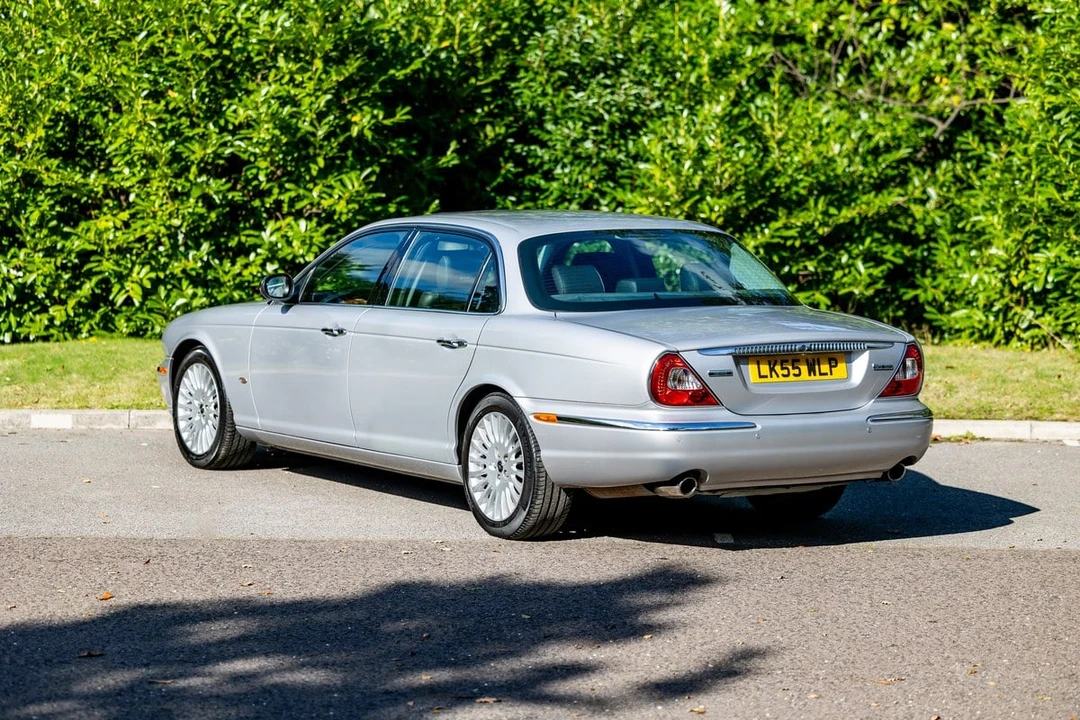 2006 Daimler - Image 12 of 30