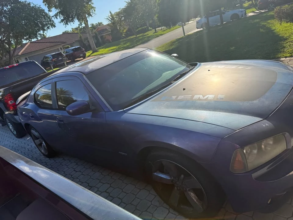 2006 Dodge Charger 6th Gen - Image 2 of 4
