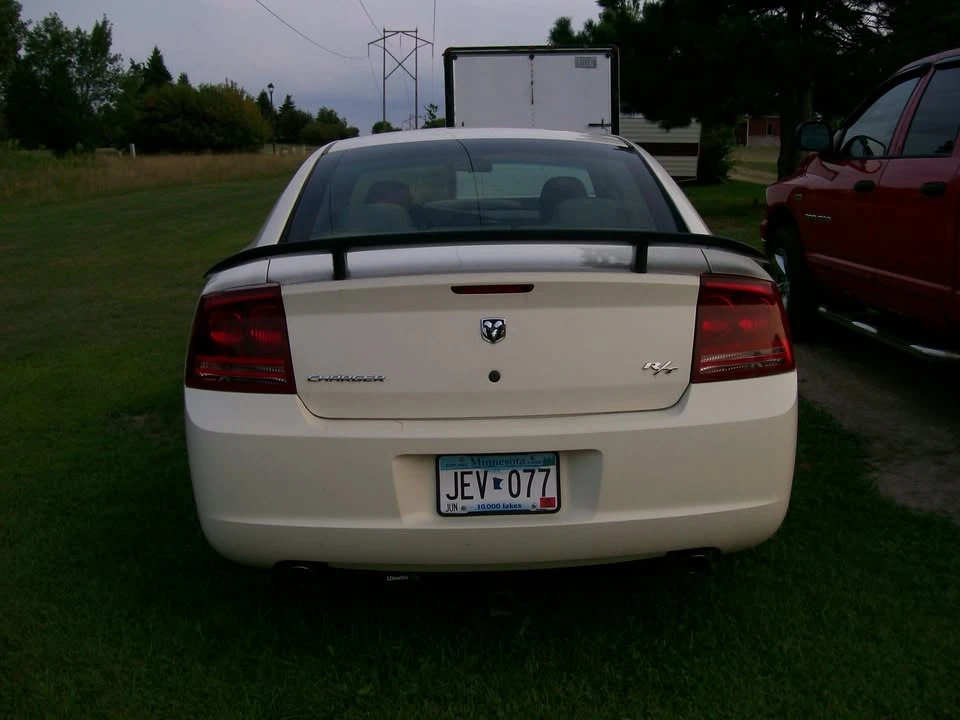 2006 Dodge Charger 6th Gen - Image 2 of 3