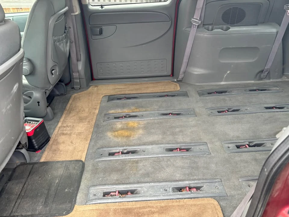 2006 Dodge Caravan - Image 7 of 9