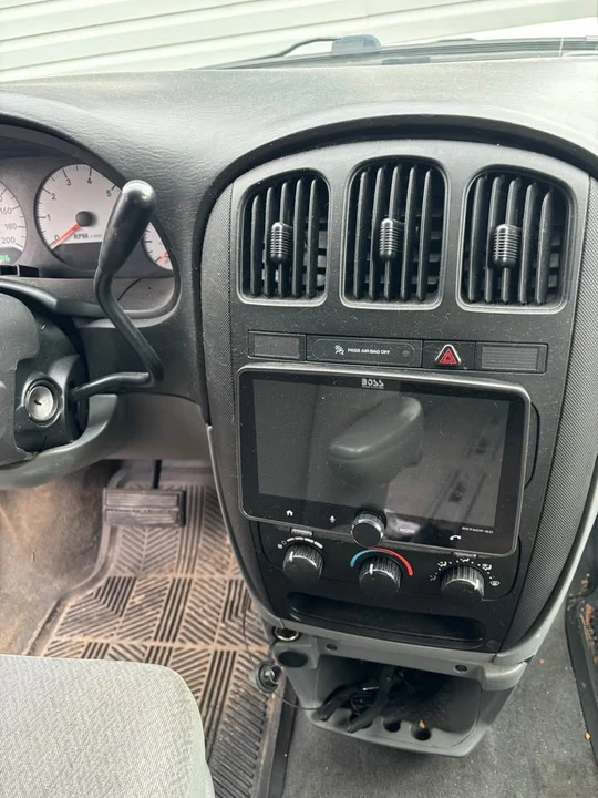 2006 Dodge Caravan - Image 9 of 9