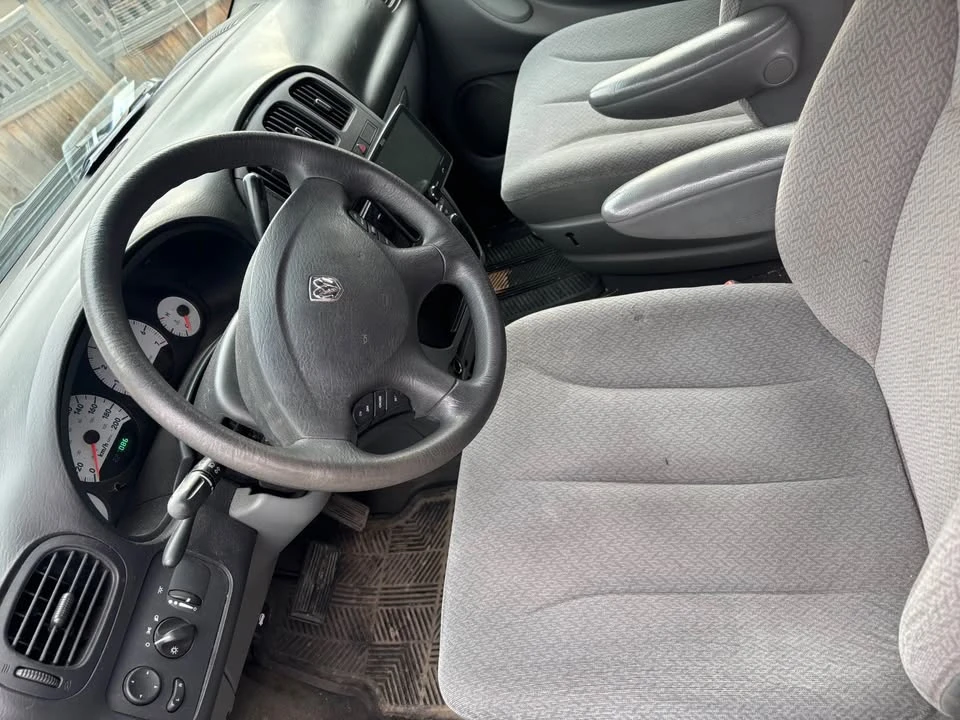 2006 Dodge Caravan - Image 6 of 9