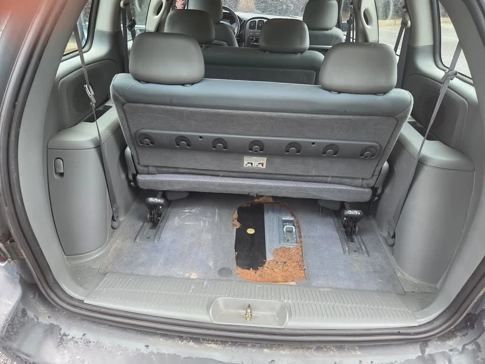 2006 Dodge Caravan - Image 18 of 20