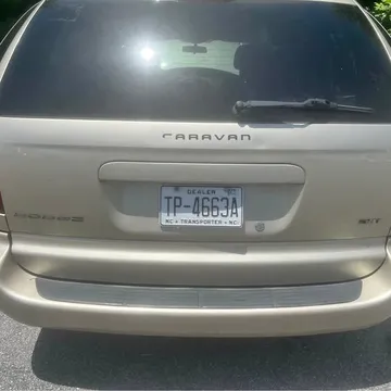 2006 Dodge Caravan SXT Minivan 4D