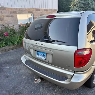 2006 Dodge Caravan SXT Minivan 4D