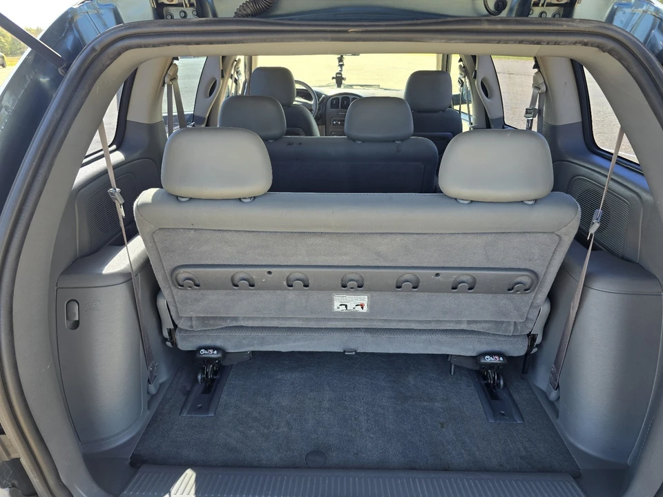 2006 Dodge Caravan - Image 8 of 14