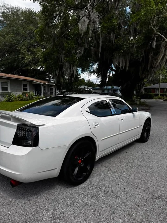 2006 Dodge Challenger - Image 4 of 4