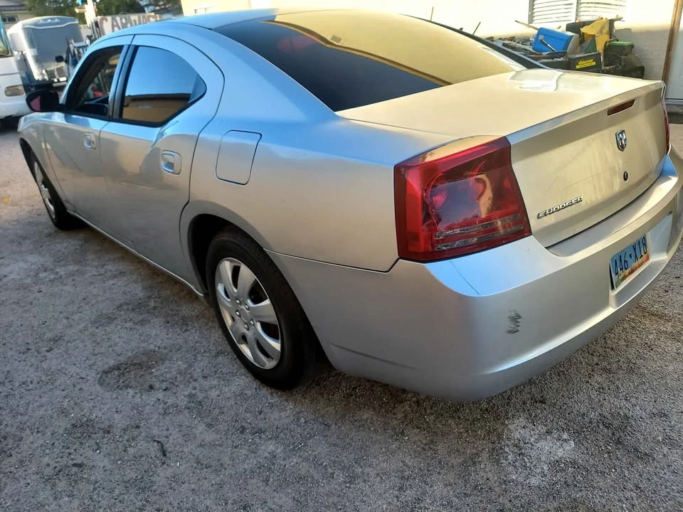 2006 Dodge Charger 6th Gen - Image 2 of 2