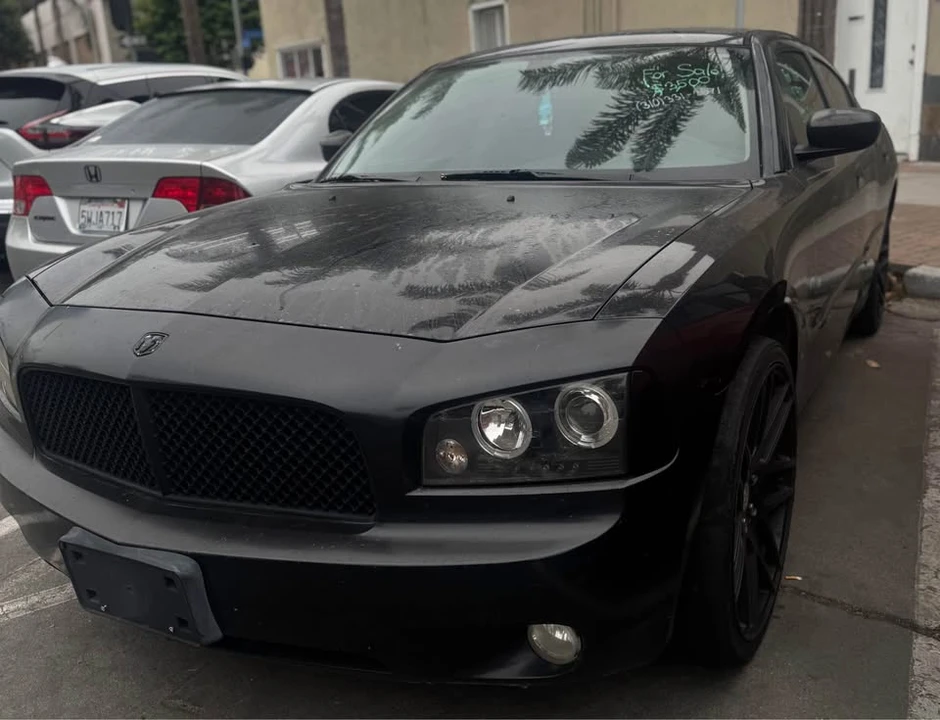 2006 Dodge Charger 6th Gen - Image 2 of 10