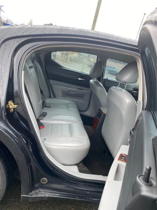 2006 Dodge Charger 6th Gen - Image 9 of 13