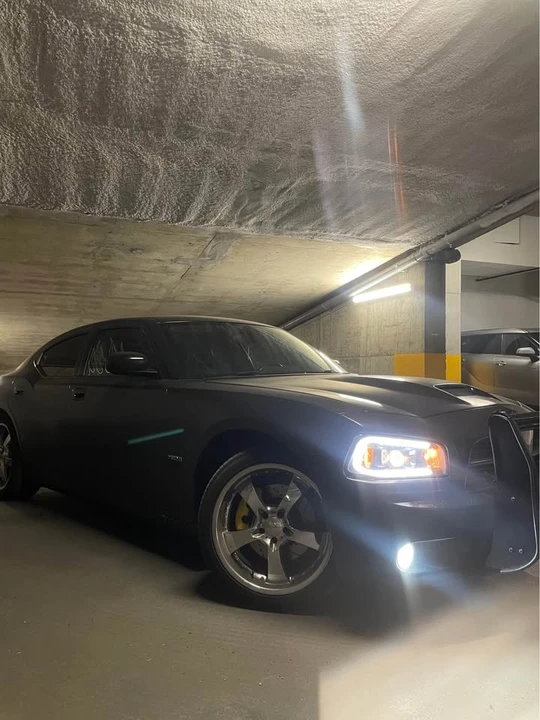 2006 Dodge Charger 6th Gen - Image 9 of 12