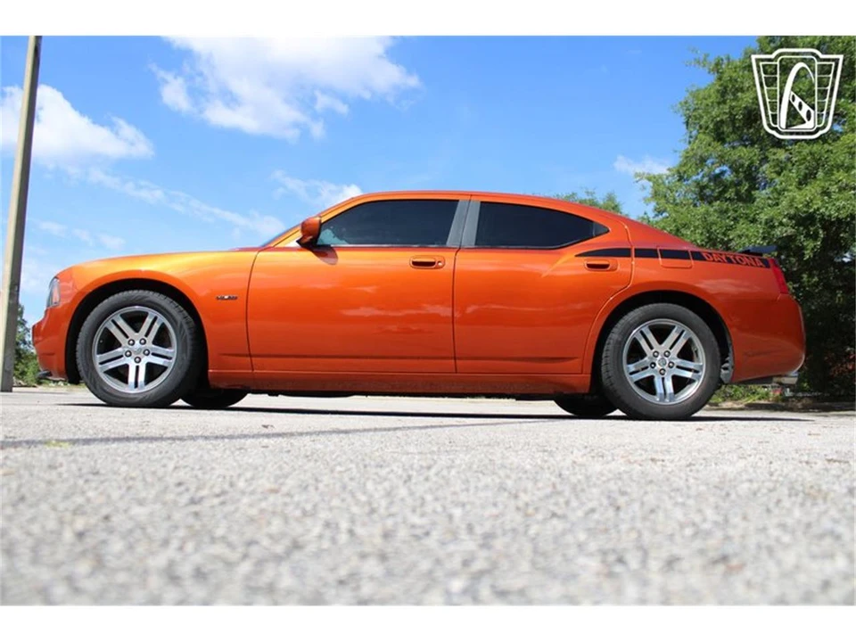 2006 Dodge Charger 6th Gen - Image 17 of 31