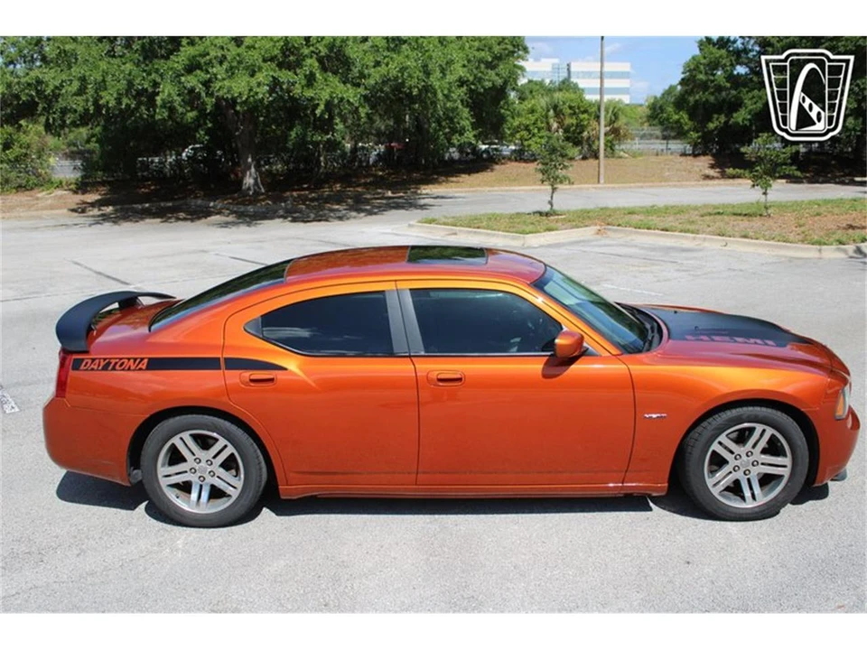 2006 Dodge Charger 6th Gen - Image 25 of 31