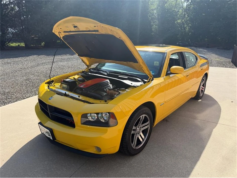 2006 Dodge Charger 6th Gen - Image 25 of 31