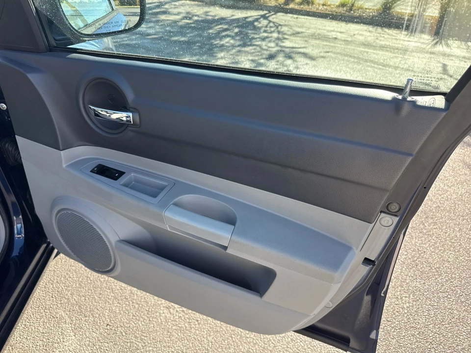 2006 Dodge Charger 6th Gen - Image 18 of 21
