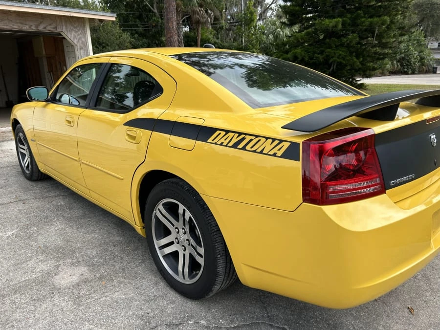 2006 Dodge Charger 6th Gen - Image 6 of 14