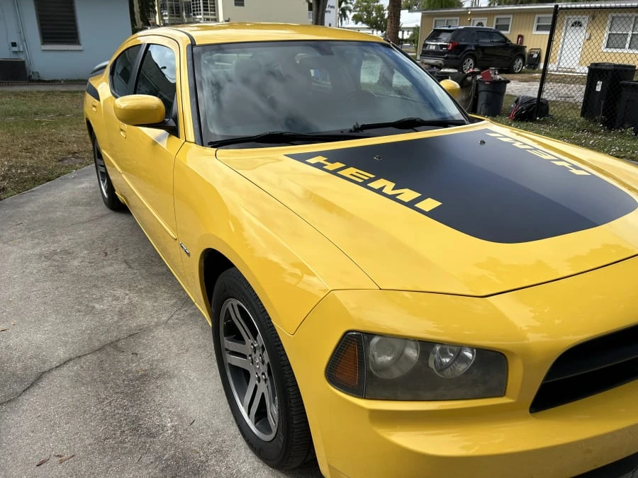 2006 Dodge Charger 6th Gen - Image 5 of 14