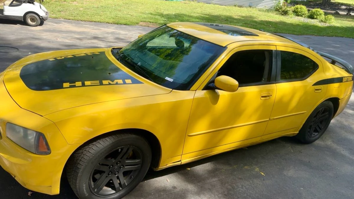 2006 Dodge Charger 6th Gen - Image 2 of 7