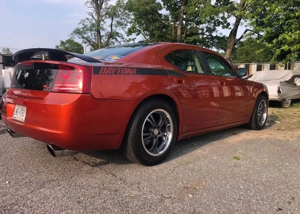 2006 Dodge Charger 6th Gen - Image 2 of 10