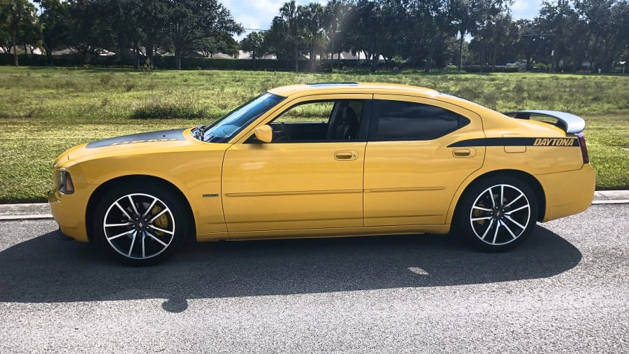 2006 Dodge Charger 6th Gen - Image 2 of 18