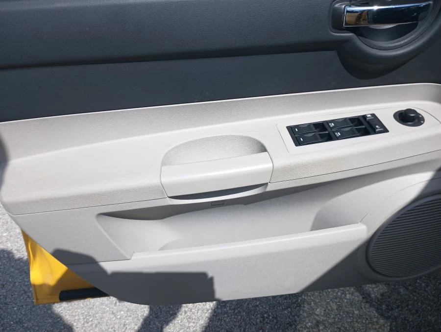 2006 Dodge Charger 6th Gen - Image 15 of 18