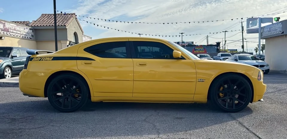 2006 Dodge Charger 6th Gen - Image 2 of 13