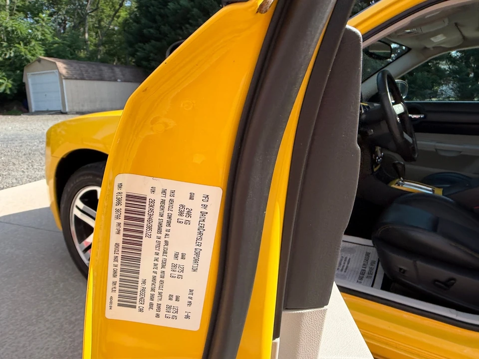 2006 Dodge Charger 6th Gen - Image 29 of 31