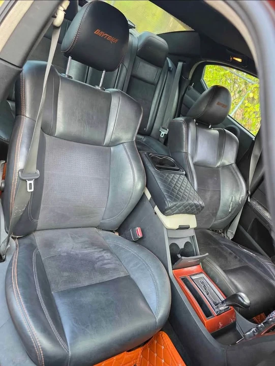 2006 Dodge Charger 6th Gen - Image 9 of 10