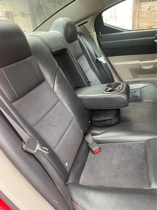 2006 Dodge Charger 6th Gen - Image 2 of 10
