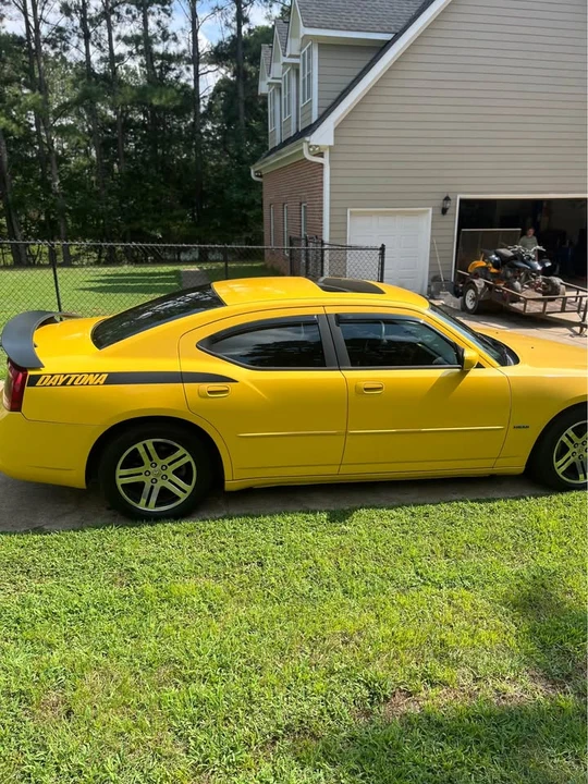 2006 Dodge Charger 6th Gen - Image 7 of 15