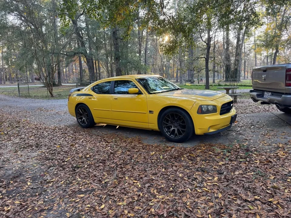2006 Dodge Charger 6th Gen - Image 4 of 10